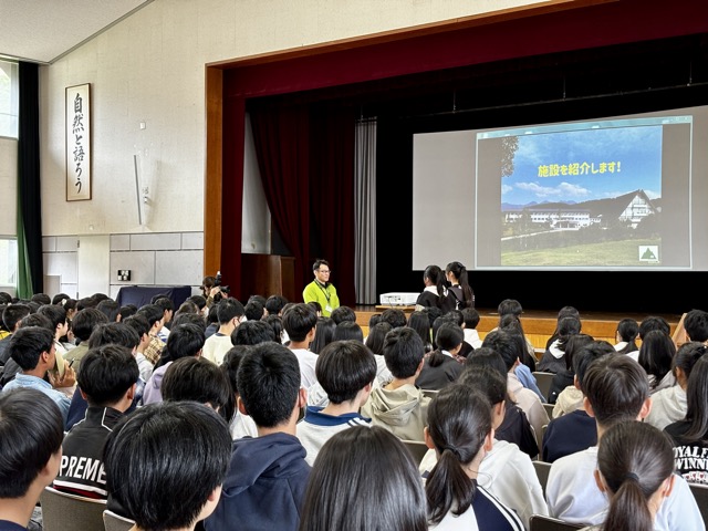 【中古】 名古屋学院大学 ２０１５/教学社 日立建機 ZX350H-5B ユンボ（油圧ショベル）0.7クラス～ 宮城県